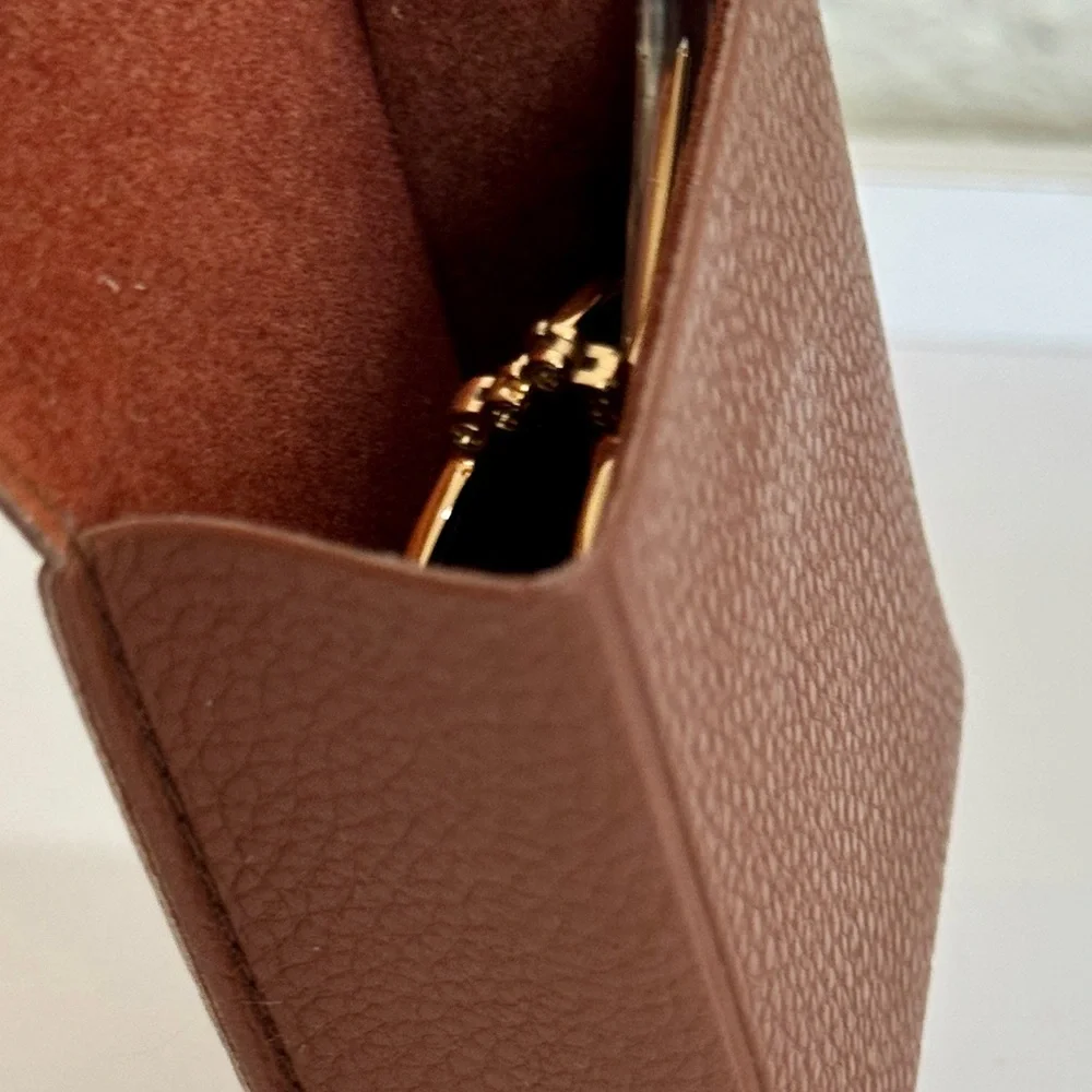 Ray-Ban Gold Aviator Sunglasses with Brown Gradient Lenses - Picture 8 of 9